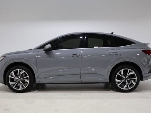 Used 2022 Audi Q4 e-tron Premium AWD/4WD image 4