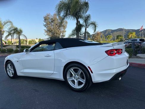 Used 2020 Chevrolet Camaro LT image 11