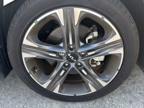 Used 2024 Kia K5 EX FWD image 3
