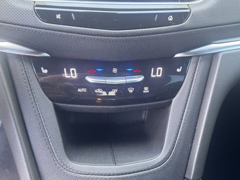 Used 2023 Cadillac XT5 Luxury image 27