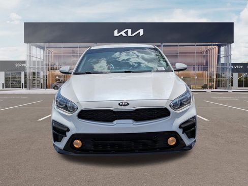 Certified 2021 Kia Forte LXS FWD image 7