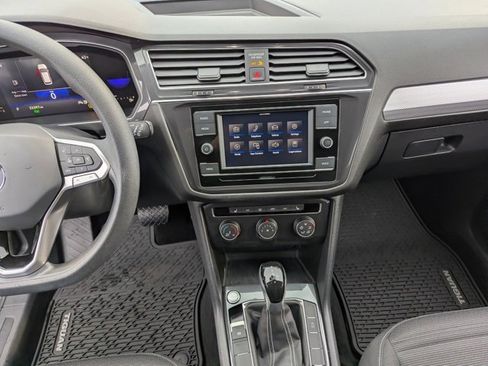 Used 2023 Volkswagen Tiguan S image 17