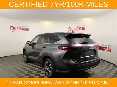 Used 2023 Toyota Highlander XLE AWD/4WD image 5