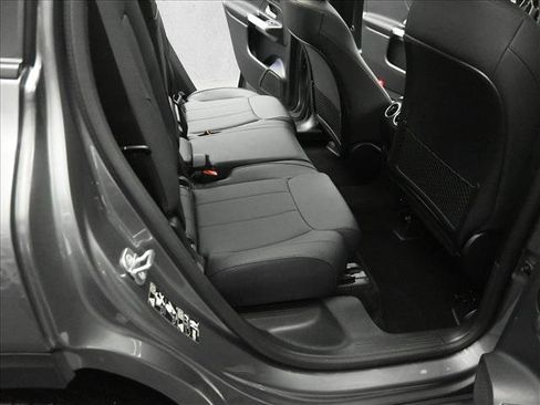 Certified 2026 Mercedes-Benz GLB 250 4MATIC image 23
