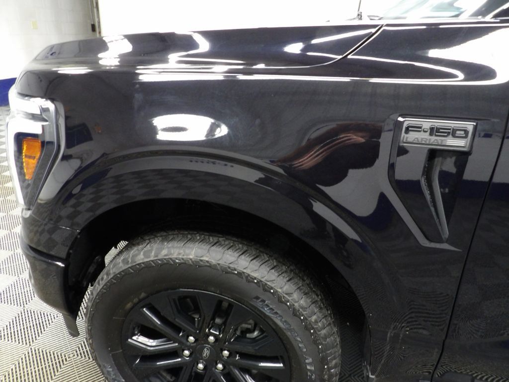 Used 2025 Ford F150 Lariat AWD/4WD image 50