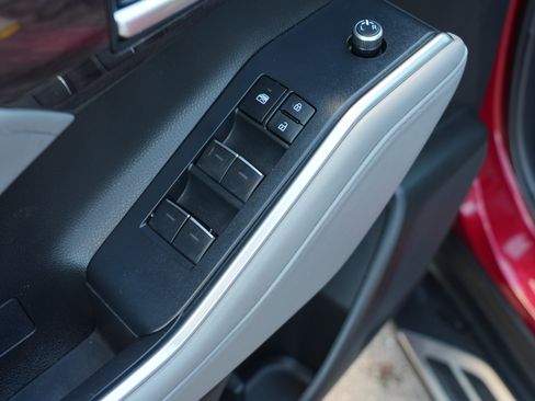 Used 2022 Toyota Highlander Platinum AWD/4WD image 17