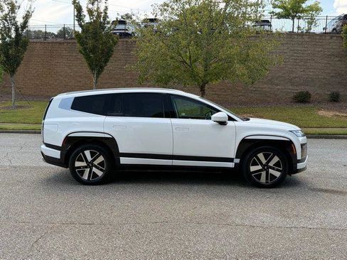 New 2026 Hyundai Ioniq 9 SEL image 7