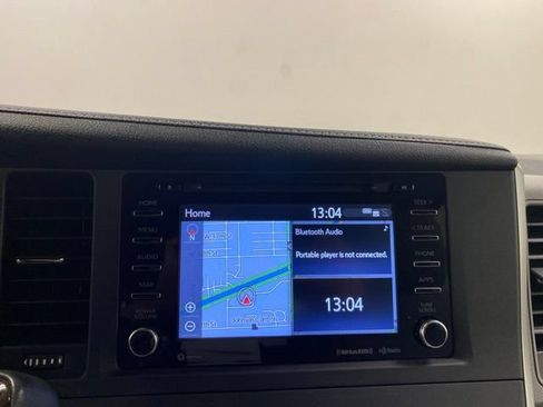 Used 2020 Toyota Sienna XLE w/ XLE Navigation Package AWD/4WD image 10