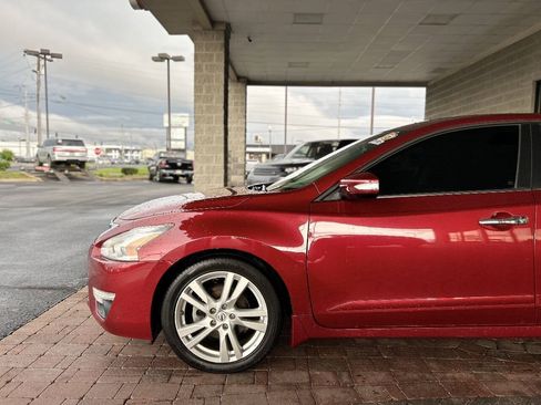 Used 2015 Nissan Altima 3.5 SL FWD image 4