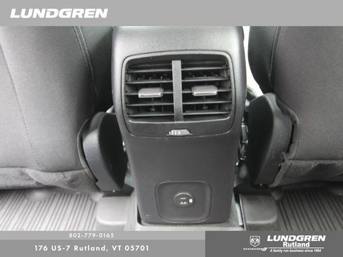 Used 2022 Ford Escape SE w/ Convenience Package image 36