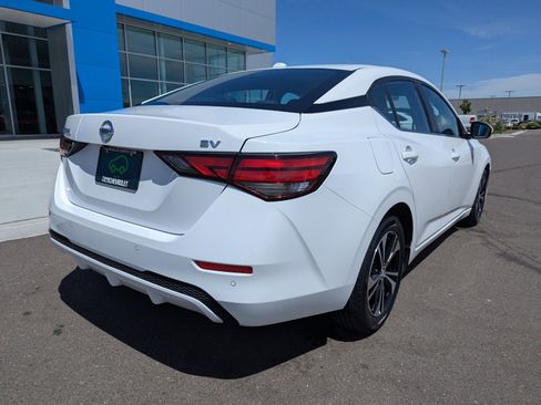 Used 2022 Nissan Sentra SV FWD image 33