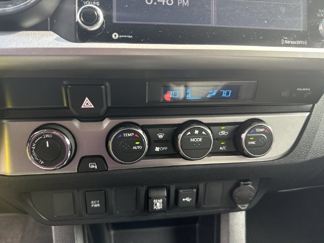 Used 2021 Toyota Tacoma SR5 AWD/4WD image 19