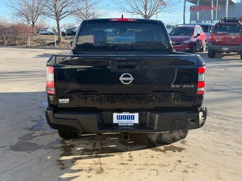 Used 2022 Nissan Frontier SV image 6