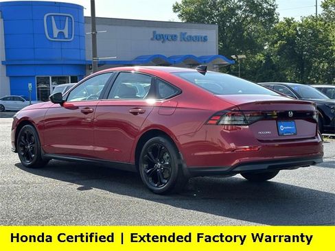 Certified 2025 Honda Accord SE image 3