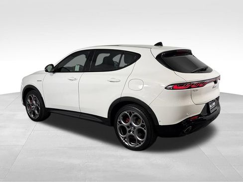 Used 2024 Alfa Romeo Tonale Ti AWD/4WD image 9