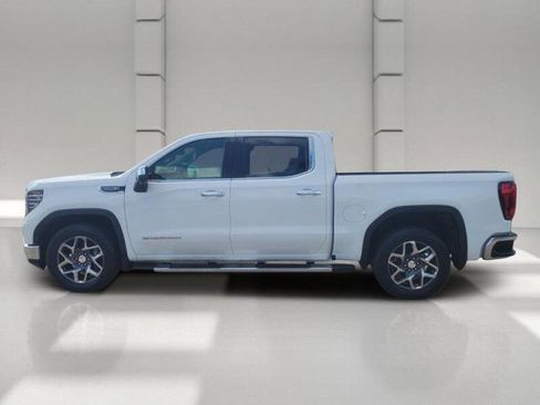 Used 2024 GMC Sierra 1500 SLT w/ SLT Premium Plus Package RWD image 4