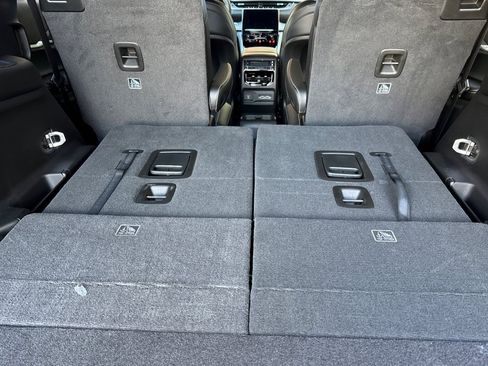 New 2025 Jeep Grand Cherokee L Limited w/ Black Appearance Package image 14