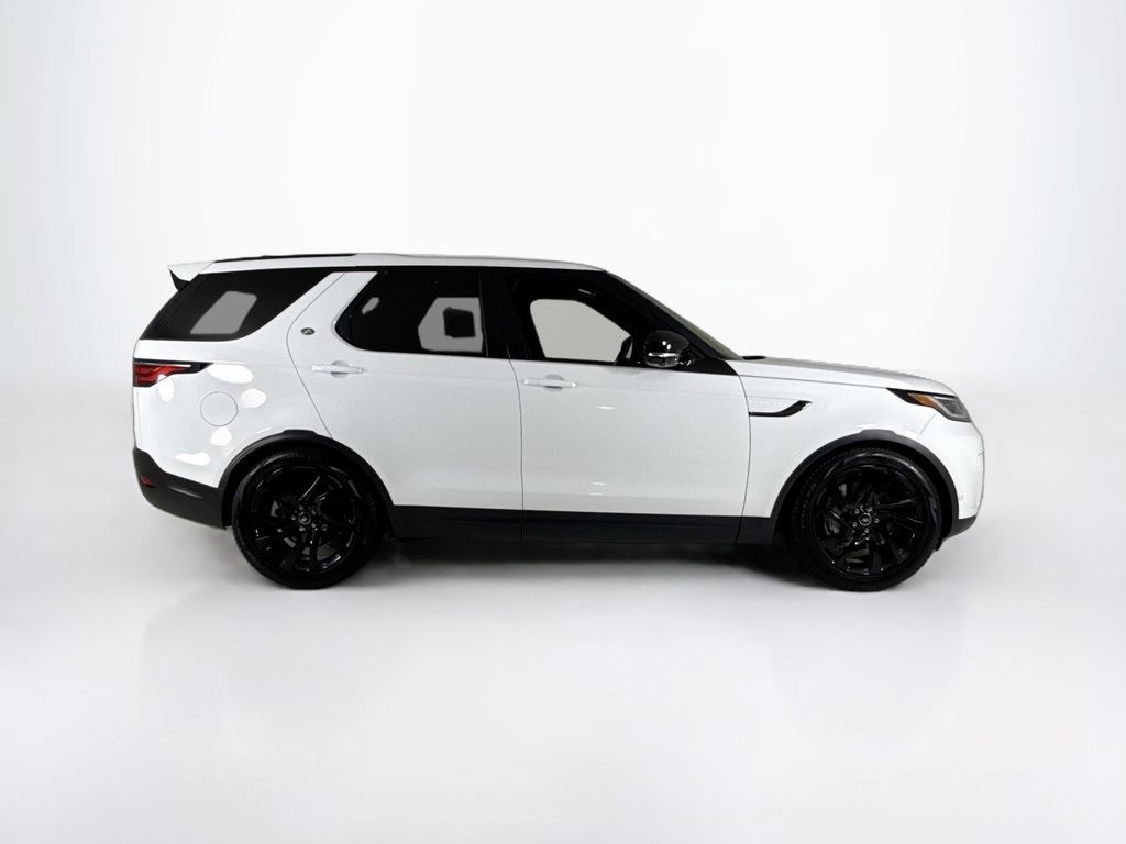 Used 2025 Land Rover Discovery S AWD/4WD image 6