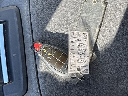 Used 2015 RAM 1500 Express image 17