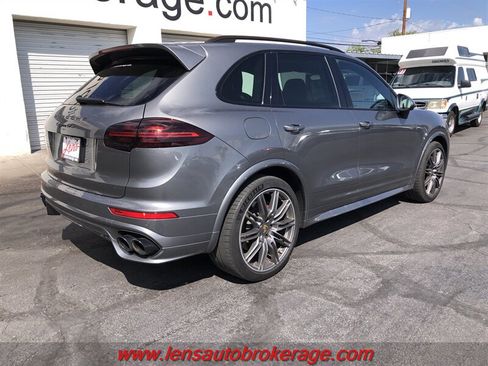 Used 2016 Porsche Cayenne GTS w/ Premium Package Plus AWD/4WD image 8