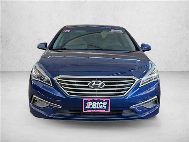 Used 2015 Hyundai Sonata SE FWD image 2