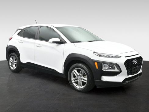 Used 2021 Hyundai Kona SE FWD image 6