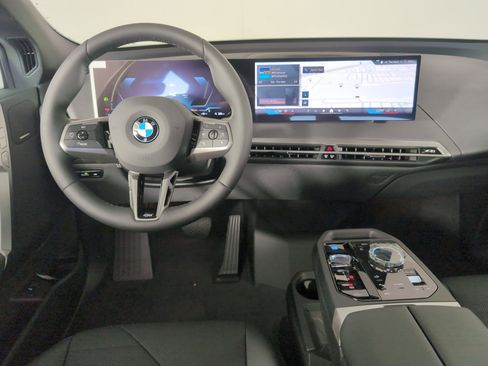 Used 2025 BMW iX xDrive50 w/ Premium Package image 4
