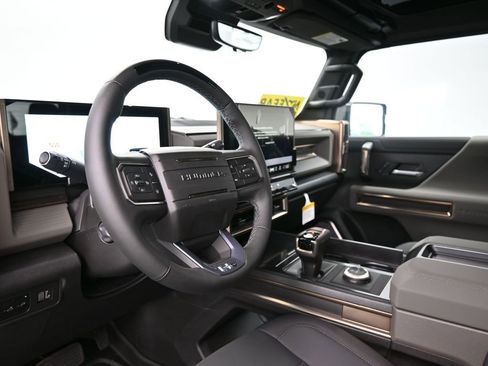 New 2025 GMC Hummer EV 2X w/ LPO, Sport Package image 20