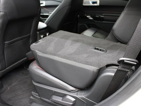 Used 2023 Ford Explorer ST-Line AWD/4WD image 62