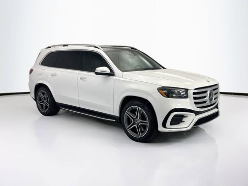 New 2026 Mercedes-Benz GLS 450 4MATIC image 3