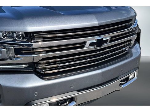 Used 2019 Chevrolet Silverado 1500 High Country w/ Max Trailering Package AWD/4WD image 34
