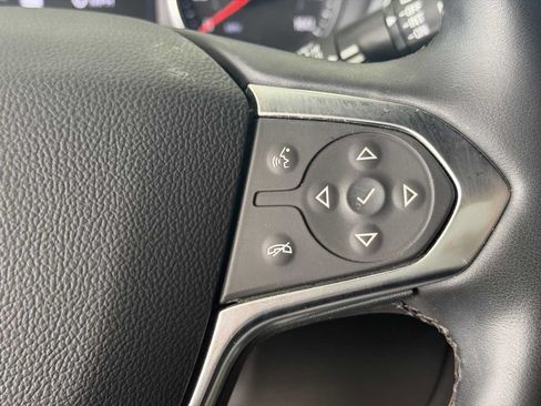 Used 2023 Chevrolet Traverse RS AWD/4WD image 34