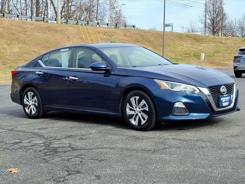 Used 2019 Nissan Altima 2.5 S image 2