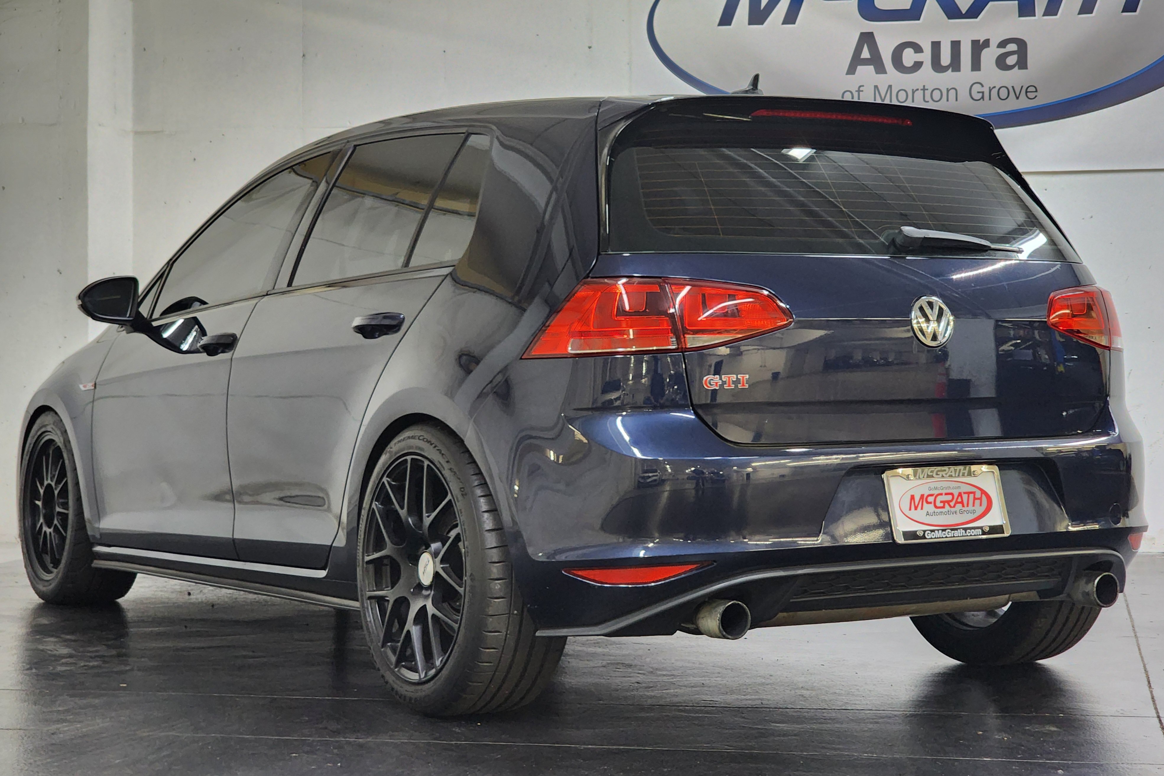 Used 2017 Volkswagen GTI S FWD image 10