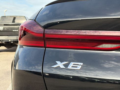 New 2026 BMW X6 xDrive40i image 10