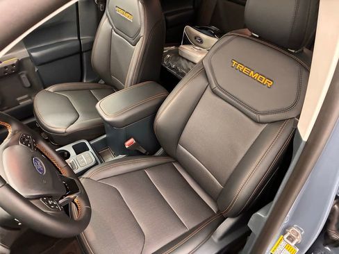 New 2025 Ford Maverick Tremor image 17