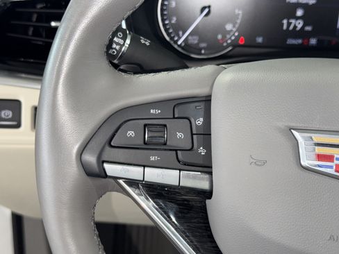 Used 2023 Cadillac XT6 Premium Luxury AWD/4WD image 23
