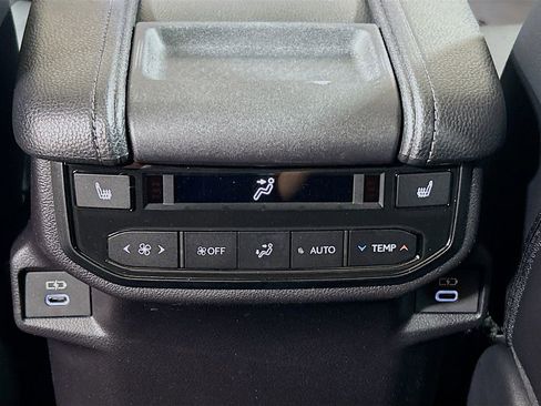 New 2026 Toyota Grand Highlander FWD image 24