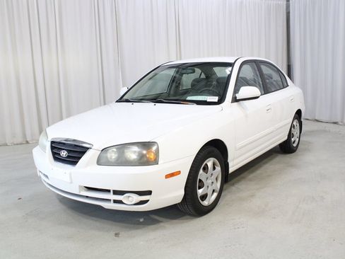 Used 2004 Hyundai Elantra GLS FWD image 31