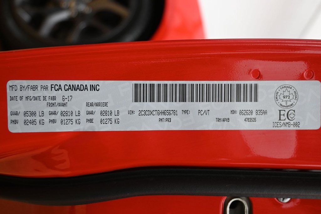 Used 2017 Dodge Charger R/T w/ Premium Group RWD image 7