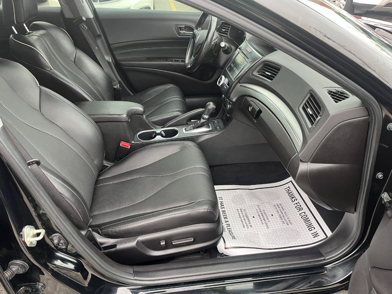 Used 2020 Acura ILX w/ Technology Package FWD image 18