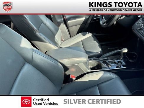 Used 2017 Toyota RAV4 SE w/ Advanced Technology Package image 8