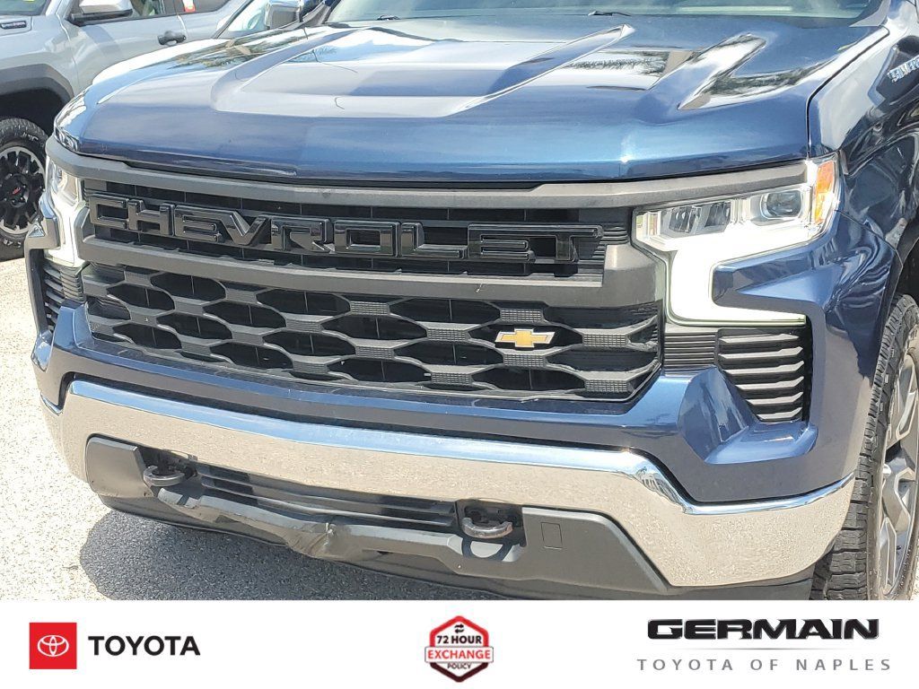 Used 2022 Chevrolet Silverado 1500 LT AWD/4WD image 14