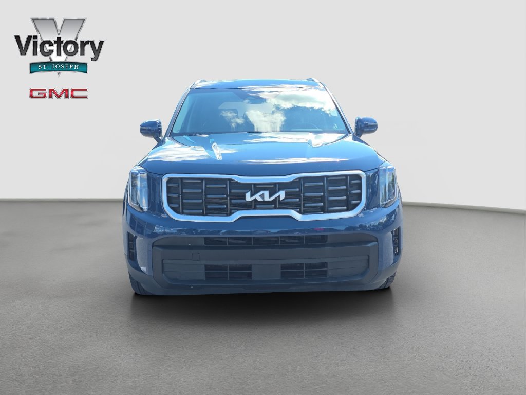 Used 2025 Kia Telluride S AWD/4WD image 2