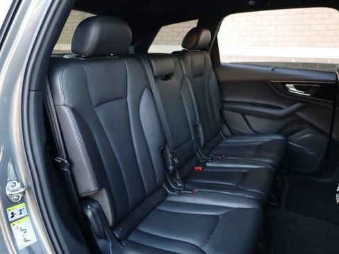 Used 2018 Audi Q7 3.0T Prestige image 24