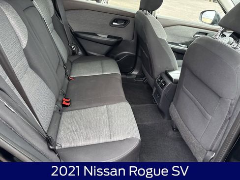 Used 2021 Nissan Rogue SV AWD/4WD image 14