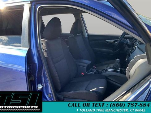 Used 2019 Nissan Rogue SV w/ Premium Package AWD/4WD image 7