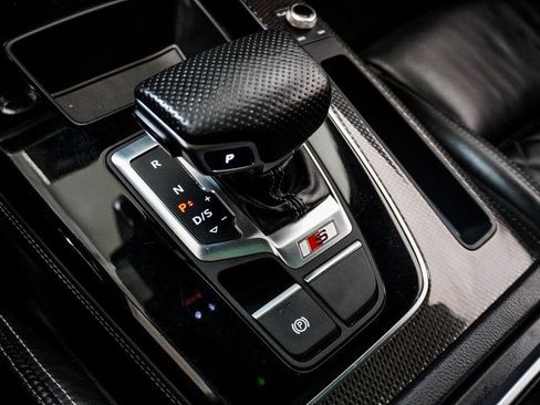 Used 2022 Audi SQ5 Prestige w/ Prestige Package image 44