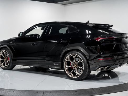 Used 2024 Lamborghini Urus Performante AWD/4WD image 5
