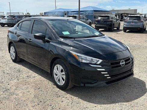 Used 2025 Nissan Versa S w/ Trunk Package image 3